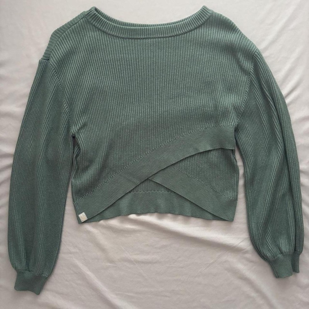 Lululemon reversible crossover ribbed knit sweater